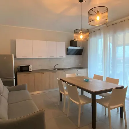 Appartamento The - Luxury With Pool Peschiera del Garda