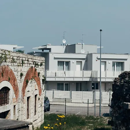 The - Luxury With Pool Διαμέρισμα Πεσκιέρα ντελ Γκάρντα