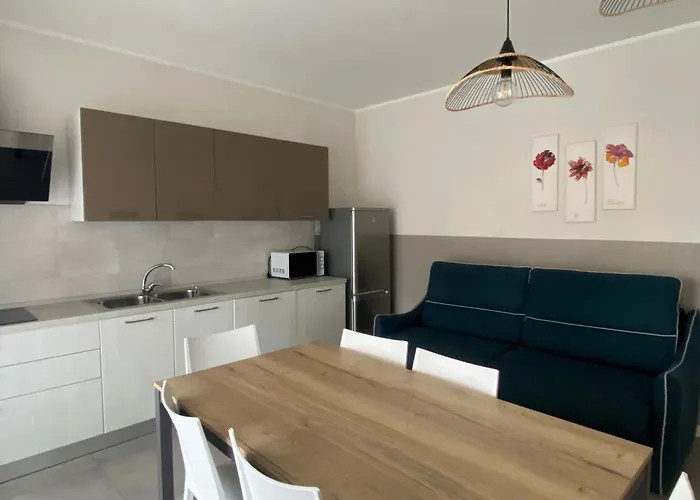 The - Luxury With Pool *