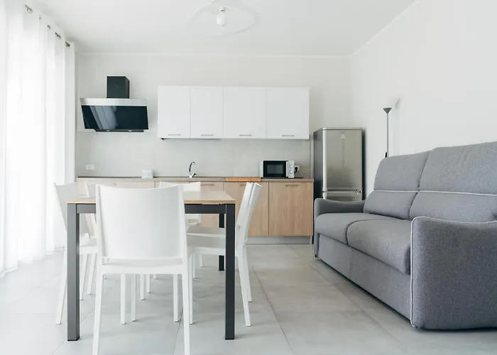 The - Luxury With Pool *