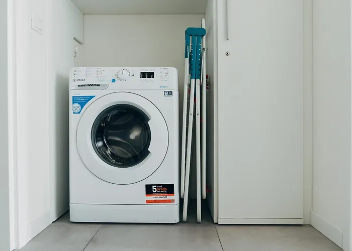 The - Luxury With Pool