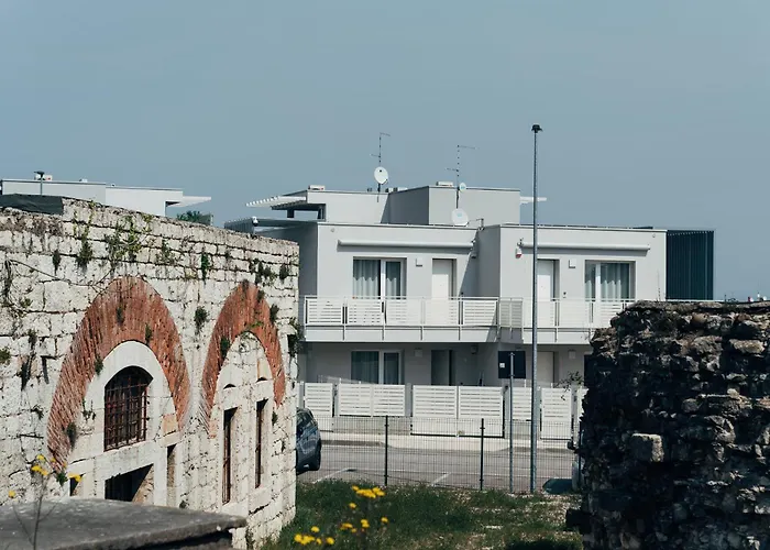 The - Luxury With Pool Διαμέρισμα Πεσκιέρα ντελ Γκάρντα